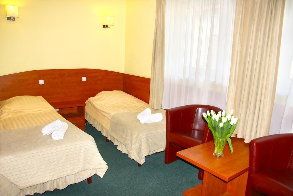 Hotelik Amber Raszyn Room photo